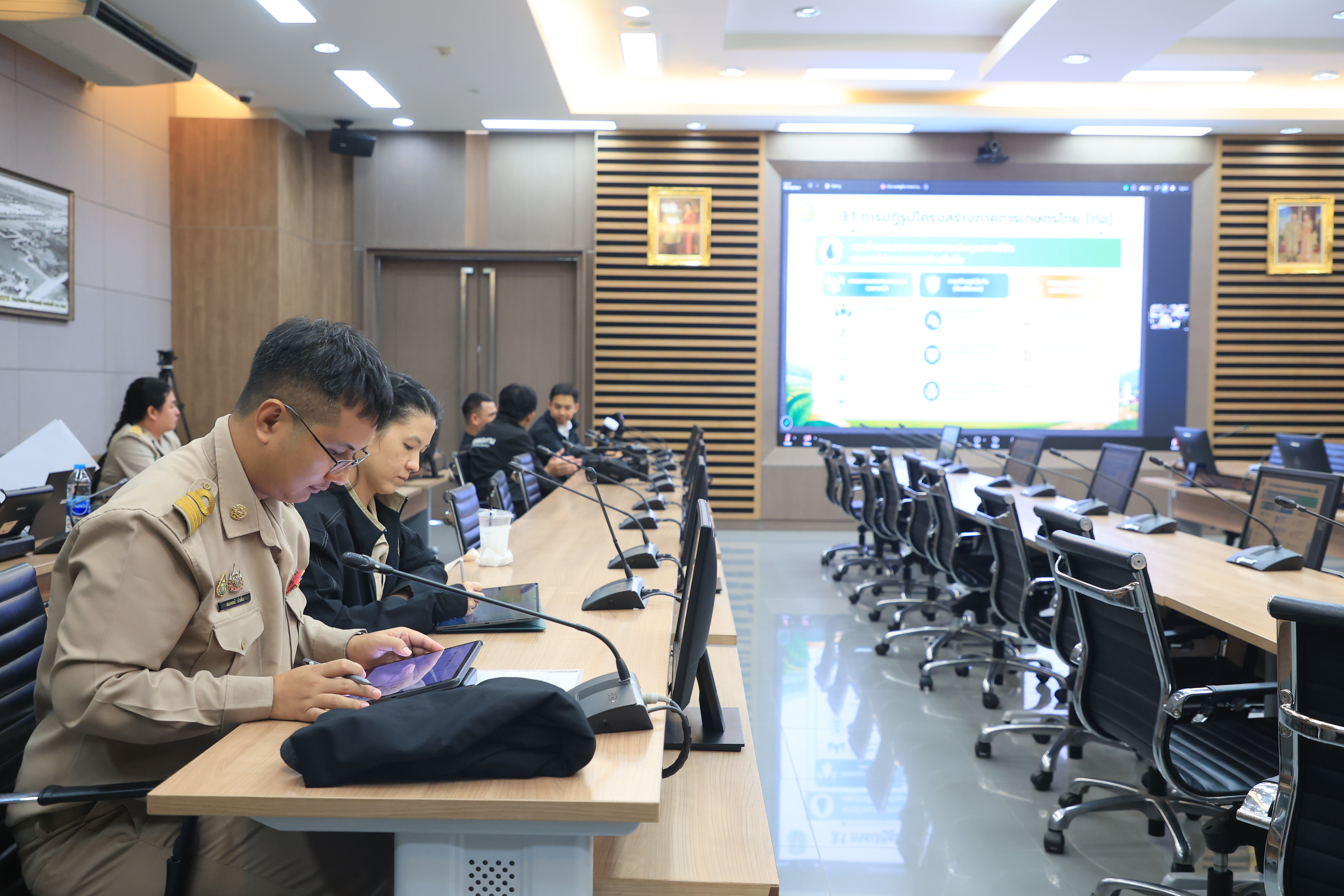 title - ส.ป.ก. ร่วมประชุมหารือและแลกเปลี่ยนความคิดเห็น ระหว่างรัฐมนตรีว่าการกระทรวงเกษตรและสหกรณ์ และคณะกรรมาธิการการเกษตรและสหกรณ์ วุฒิสภา